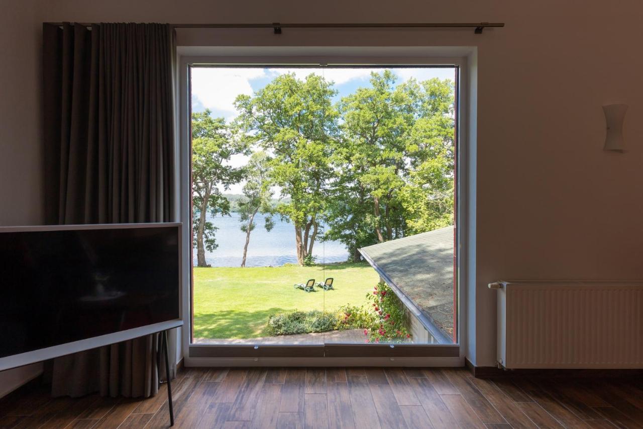 Seehotel Lindenhof Lychen Esterno foto