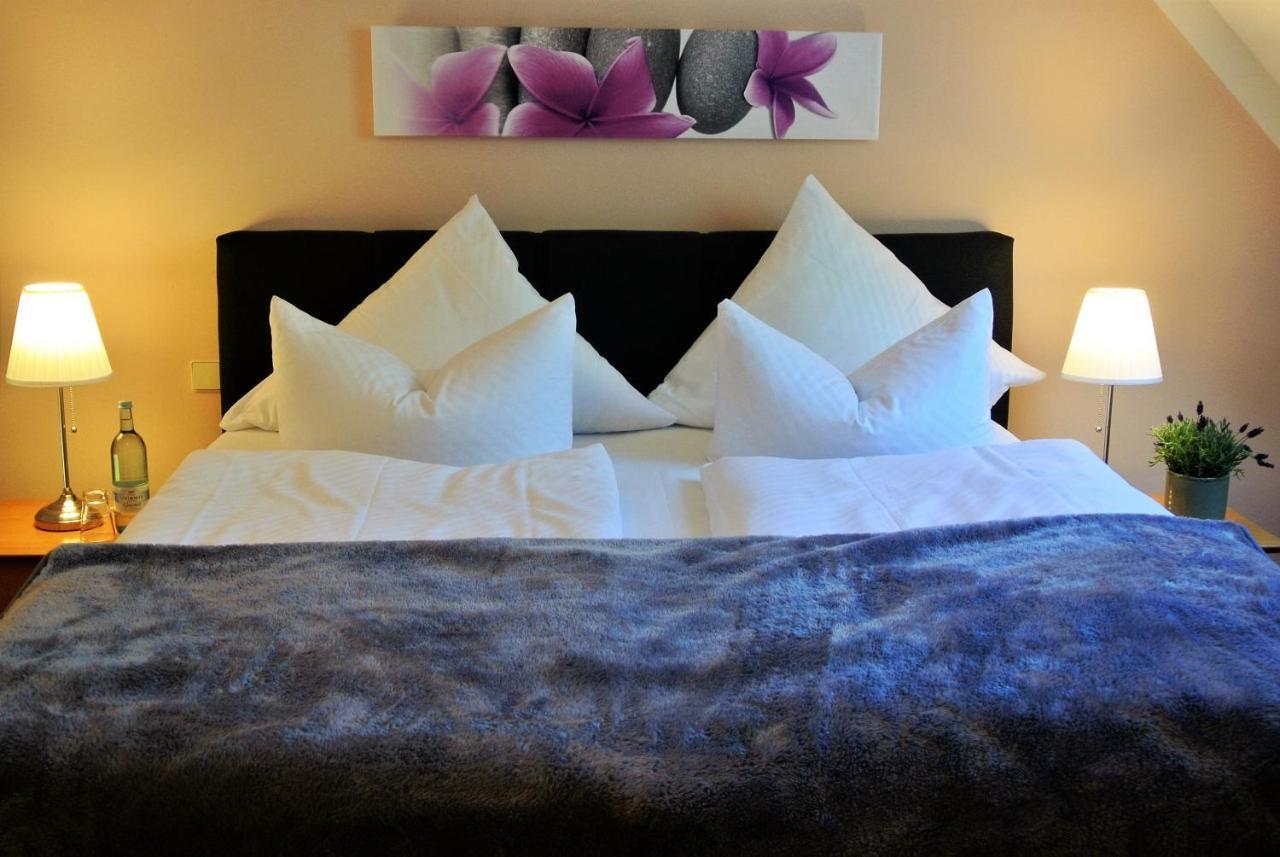 Seehotel Lindenhof Lychen Esterno foto