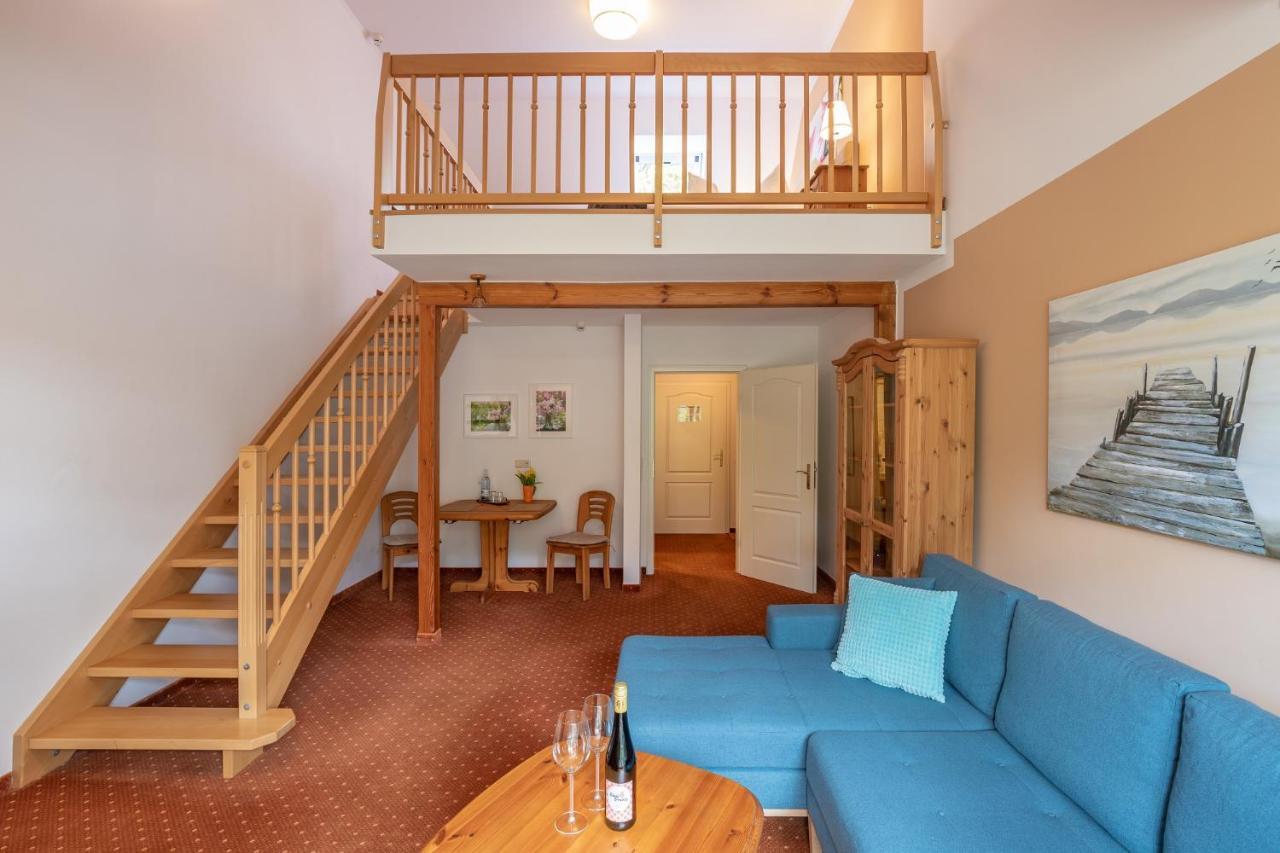 Seehotel Lindenhof Lychen Esterno foto