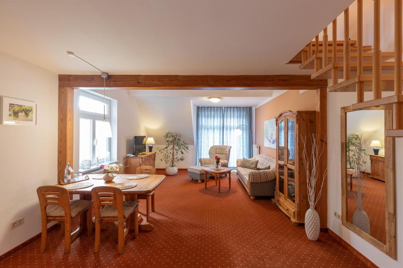 Seehotel Lindenhof Lychen Esterno foto