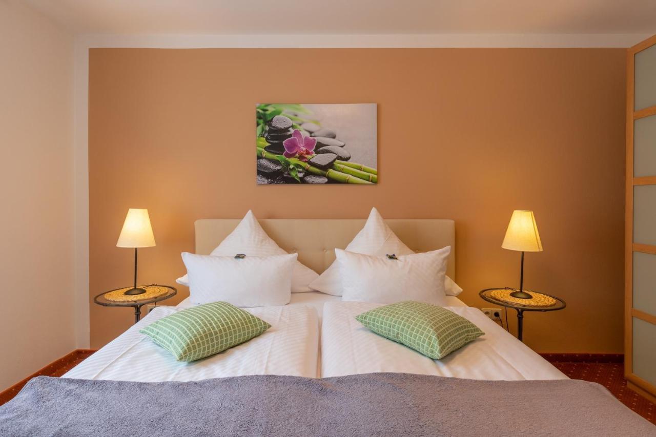 Seehotel Lindenhof Lychen Esterno foto
