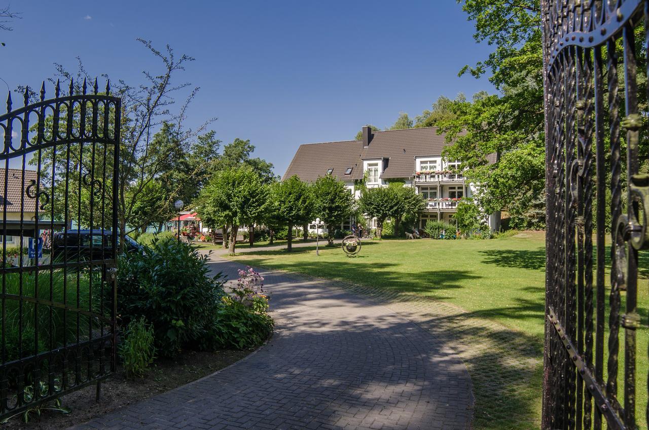 Seehotel Lindenhof Lychen Esterno foto